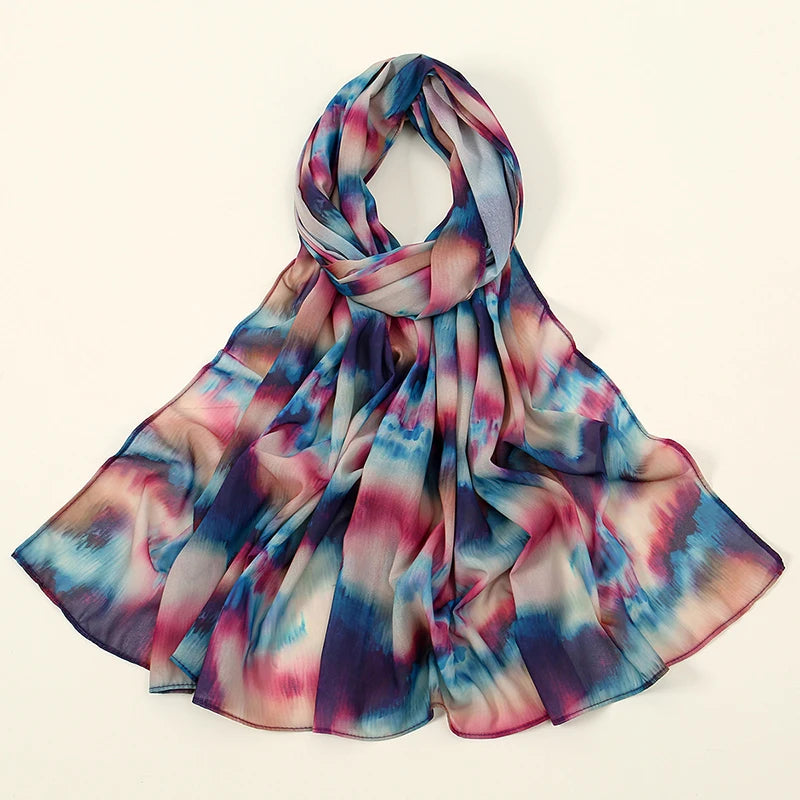 Leichter Chiffon Hijab mit Aquarell-Tie-Dye | Digital Print Kopftuch – Luftig, Stylisch & Elegant