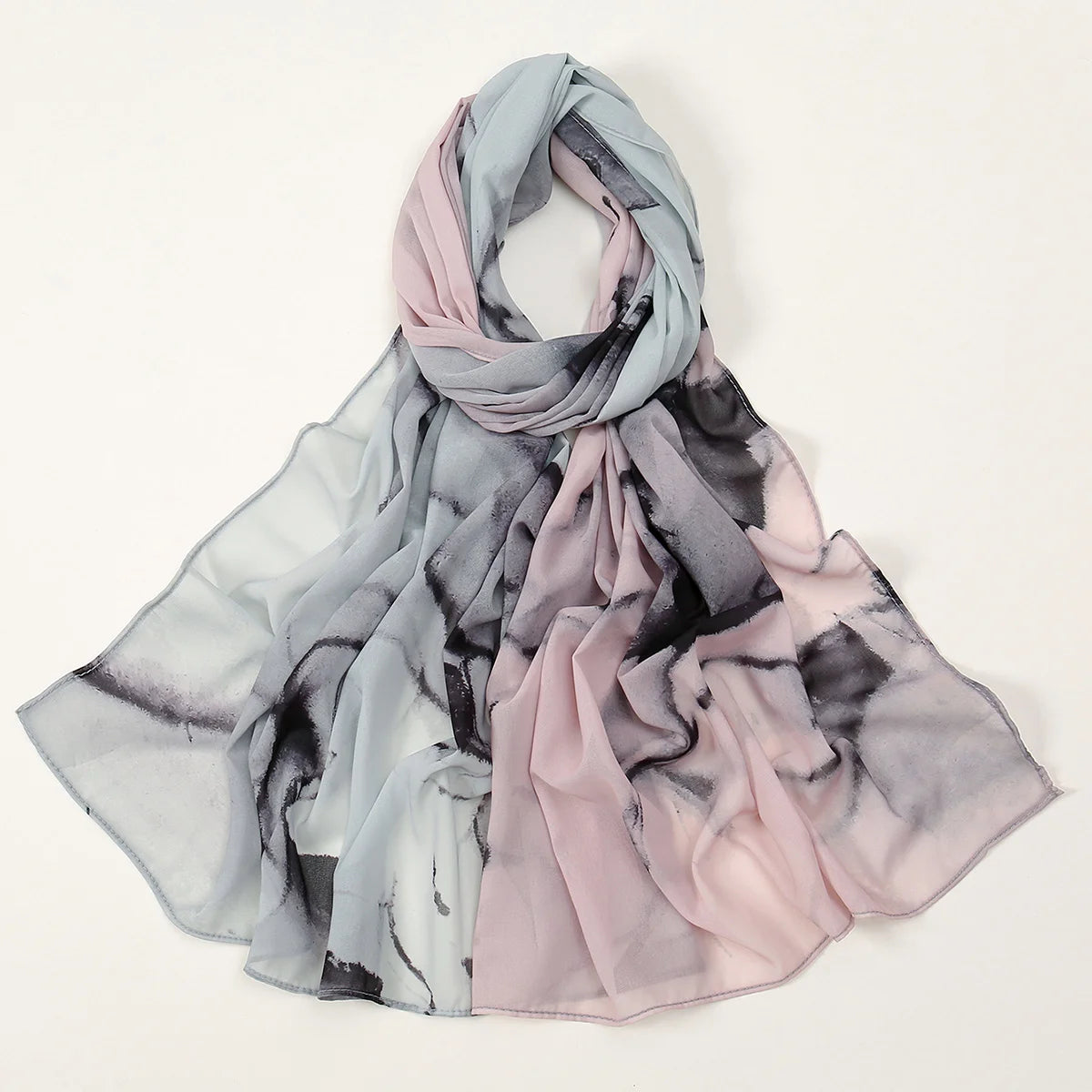 Leichter Chiffon Hijab mit Aquarell-Tie-Dye | Digital Print Kopftuch – Luftig, Stylisch & Elegant
