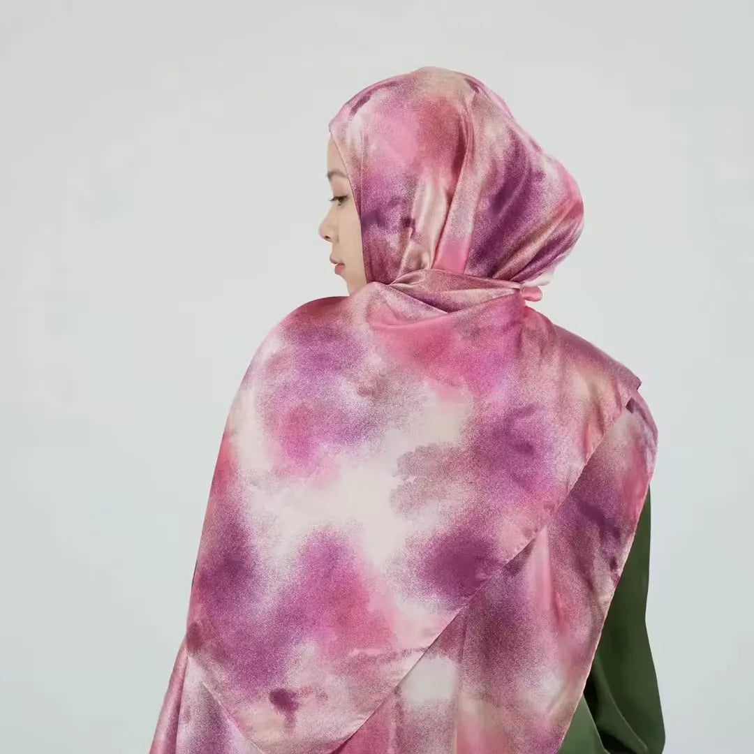 Leichter Chiffon Hijab mit Aquarell-Tie-Dye | Digital Print Kopftuch – Luftig, Stylisch & Elegant